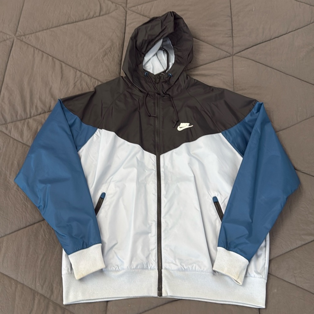 Nike Windrunner Jacket - image 1